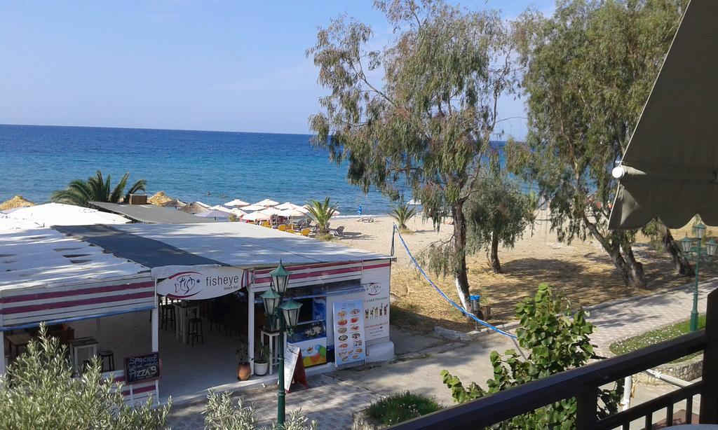 Seaside Studios Paralia Dionysiou Exterior photo