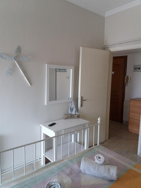 Seaside Studios Paralia Dionysiou Exterior photo
